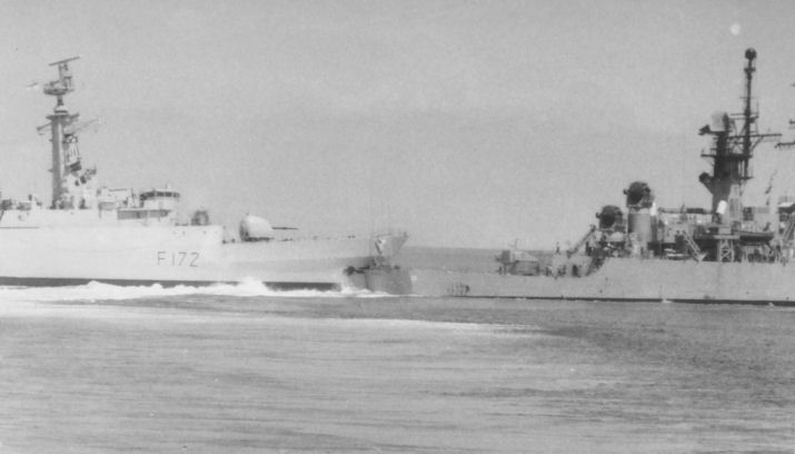 HMS Ambuscade collides with USS dale in 1983